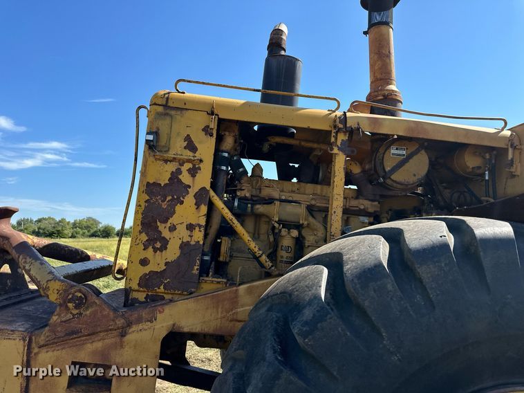 image for item EJ7241 Caterpillar  627 conventional scraper 