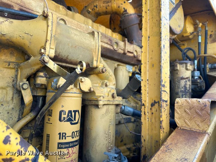 image for item EJ7241 Caterpillar  627 conventional scraper 