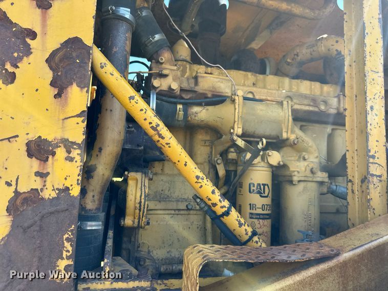 image for item EJ7241 Caterpillar  627 conventional scraper 