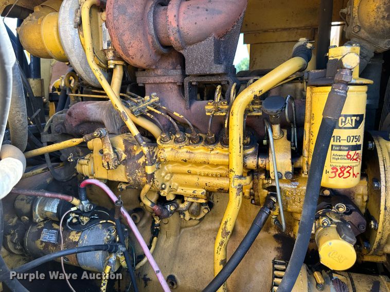 image for item EJ7241 Caterpillar  627 conventional scraper 