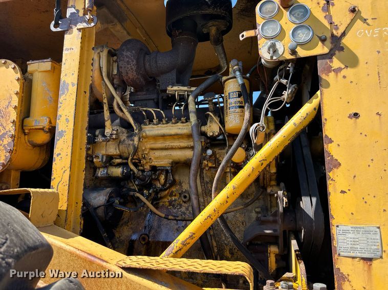 image for item EJ7241 Caterpillar  627 conventional scraper 