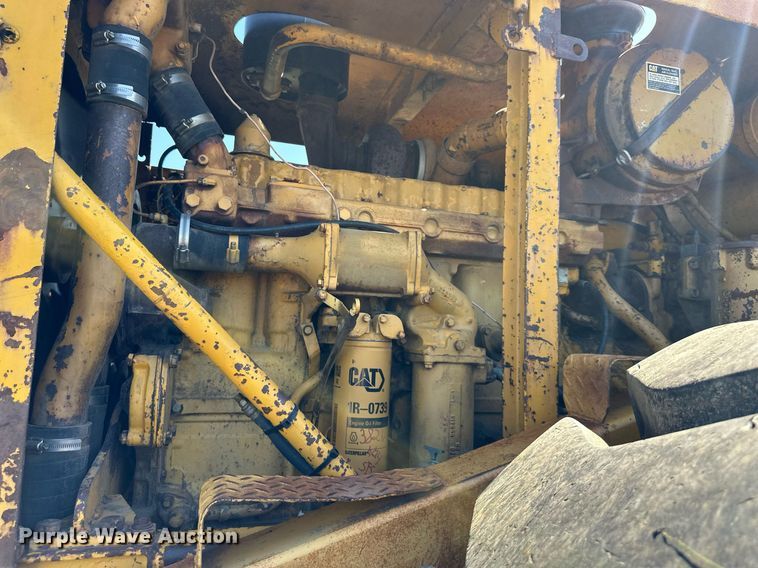 image for item EJ7241 Caterpillar  627 conventional scraper 