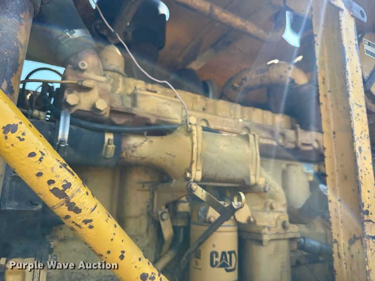 image for item EJ7241 Caterpillar  627 conventional scraper 