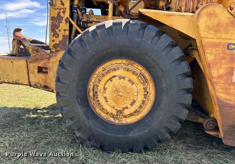 image for item EJ7241 Caterpillar  627 conventional scraper 