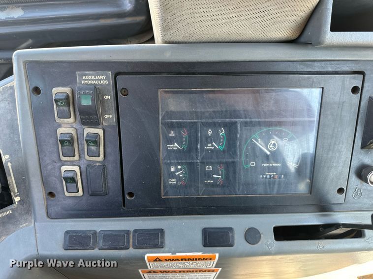 image for item EJ7244 1999 Case 580 Super L backhoe