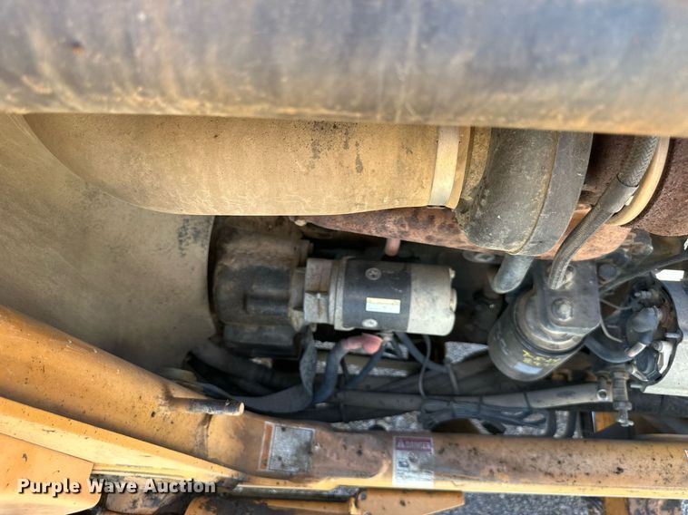 image for item EJ7244 1999 Case 580 Super L backhoe