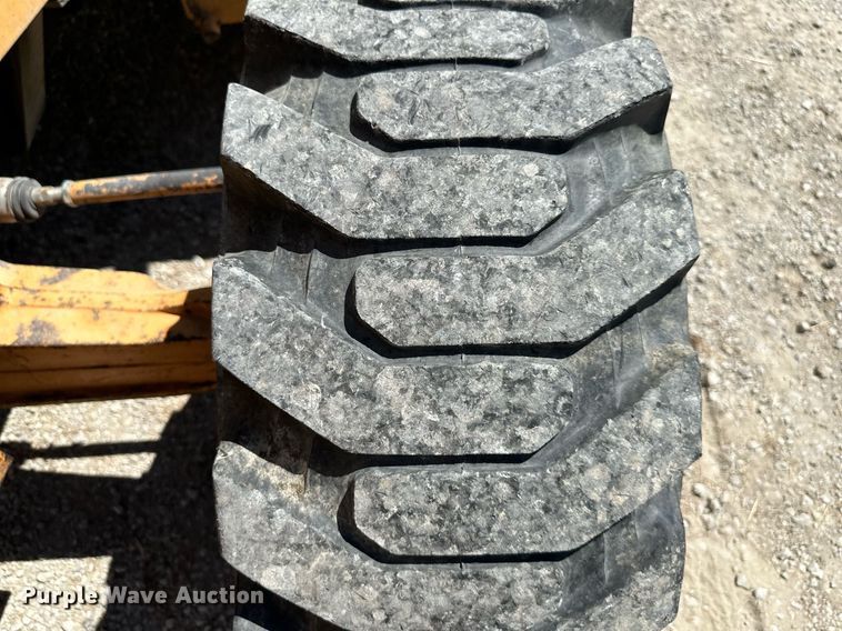 image for item EJ7244 1999 Case 580 Super L backhoe