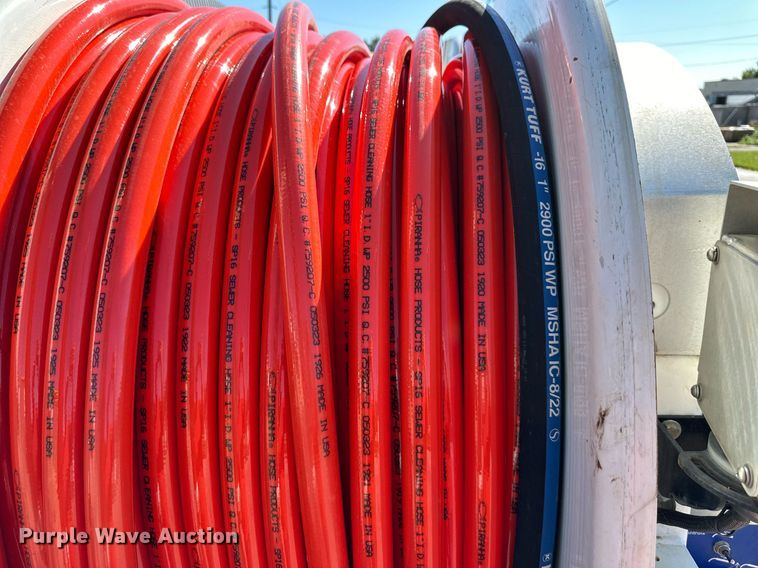 image for item EJ7251 2013 International  7600 sewer jetter truck