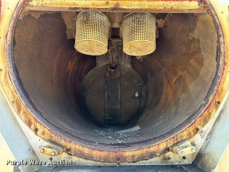 image for item EJ7251 2013 International  7600 sewer jetter truck