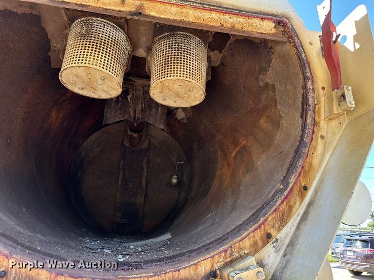 image for item EJ7251 2013 International  7600 sewer jetter truck