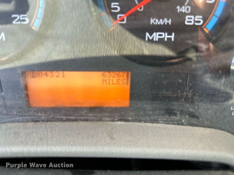 image for item EJ7251 2013 International  7600 sewer jetter truck