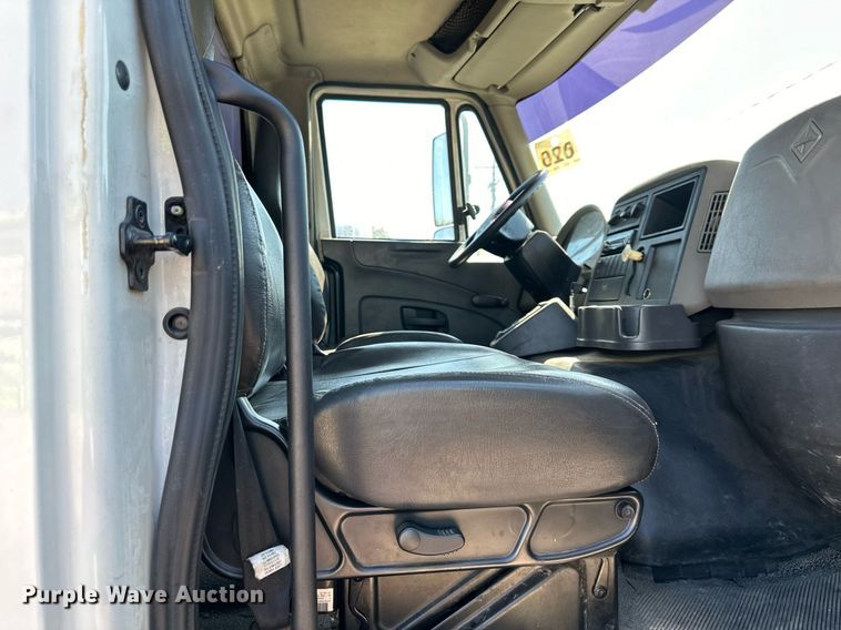 image for item EJ7251 2013 International  7600 sewer jetter truck