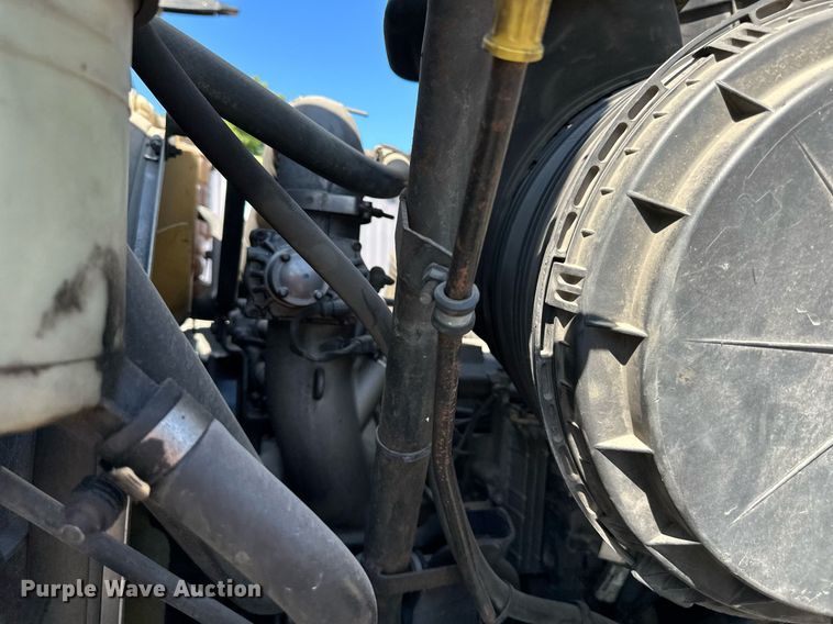 image for item EJ7251 2013 International  7600 sewer jetter truck