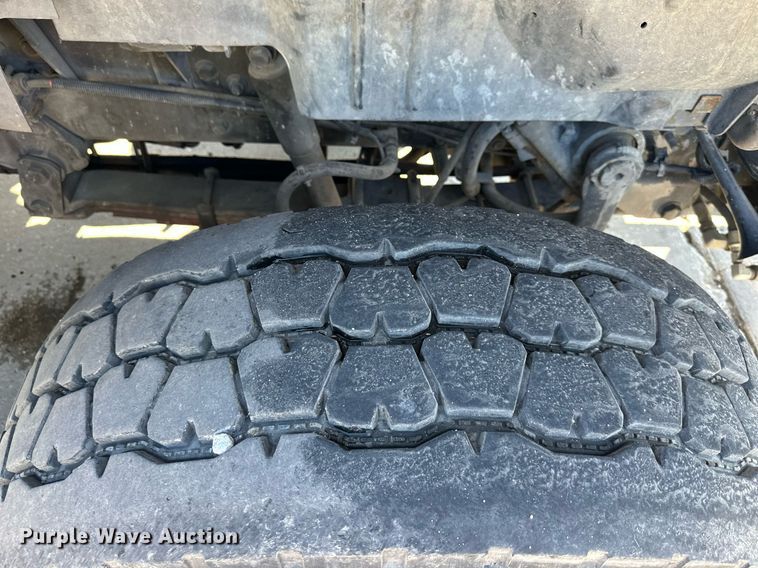 image for item EJ7251 2013 International  7600 sewer jetter truck