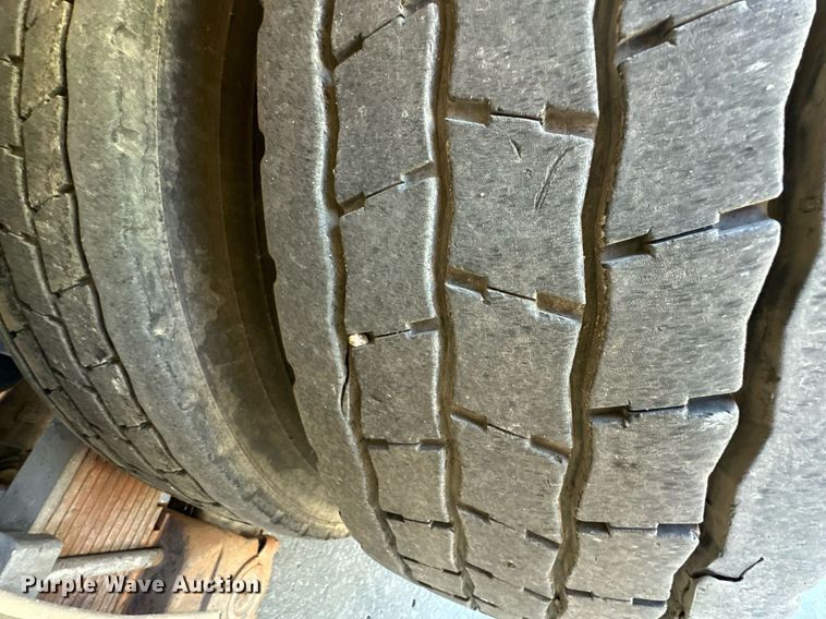 image for item EJ7251 2013 International  7600 sewer jetter truck