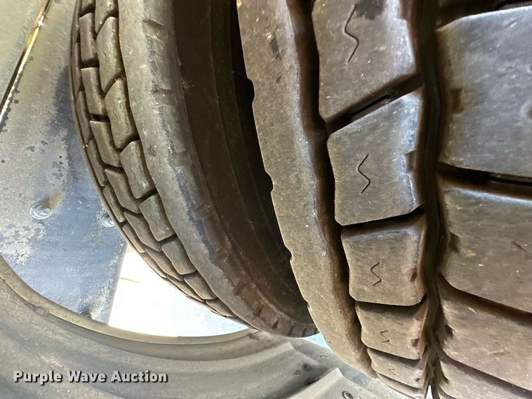 image for item EJ7251 2013 International  7600 sewer jetter truck