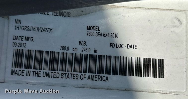 image for item EJ7251 2013 International  7600 sewer jetter truck