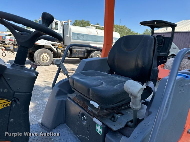 image for item EJ7255 2011 Hamm HD12 double drum vibratory roller