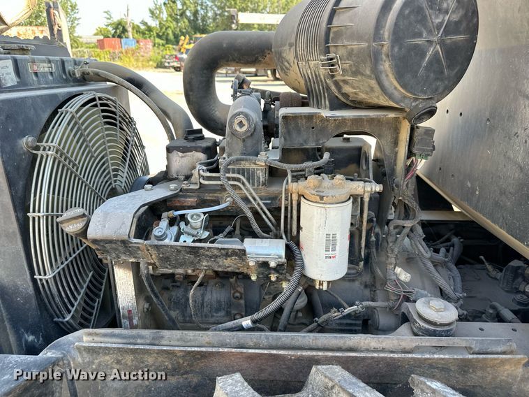 image for item EJ7257 2006 Ingersoll Rand  SD77D single drum vibratory roller