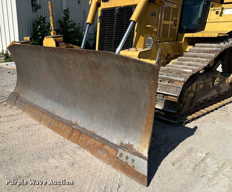 image for item EJ7261 2007 Caterpillar  D6R dozer