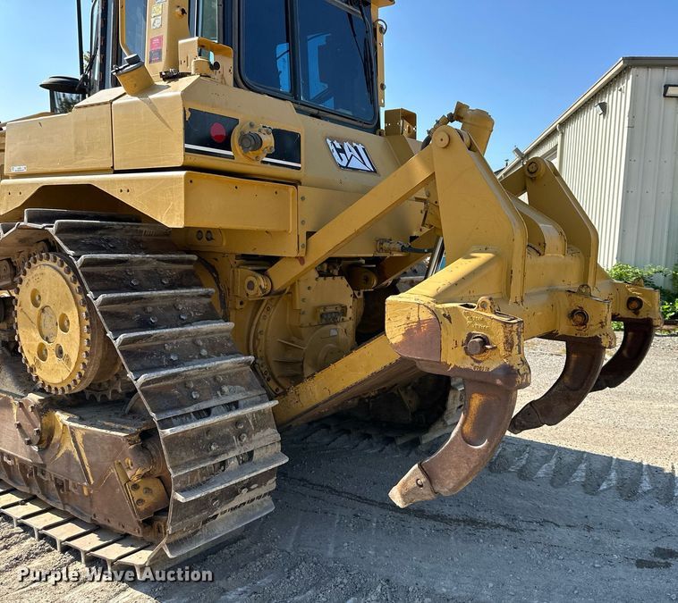 image for item EJ7261 2007 Caterpillar  D6R dozer