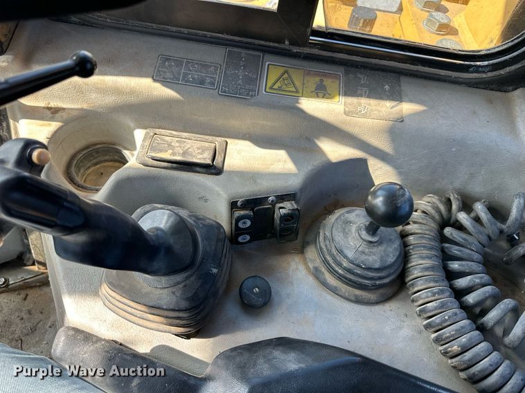 image for item EJ7261 2007 Caterpillar  D6R dozer