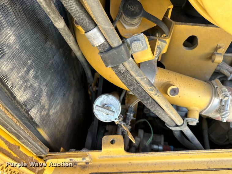 image for item EJ7261 2007 Caterpillar  D6R dozer