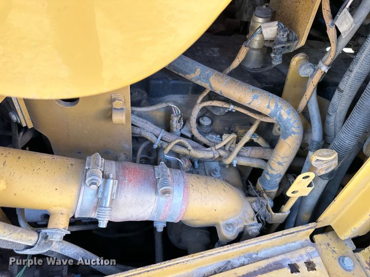 image for item EJ7261 2007 Caterpillar  D6R dozer