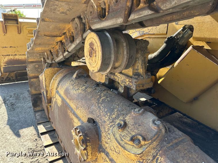 image for item EJ7261 2007 Caterpillar  D6R dozer