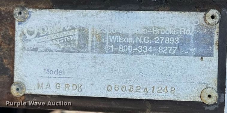 image for item EJ7263 2006 Autocar  WX roll-off container truck