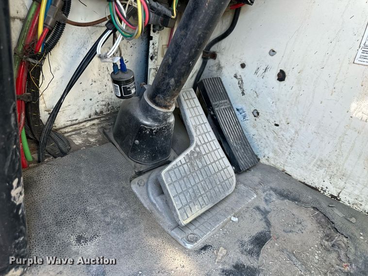 image for item EJ7263 2006 Autocar  WX roll-off container truck