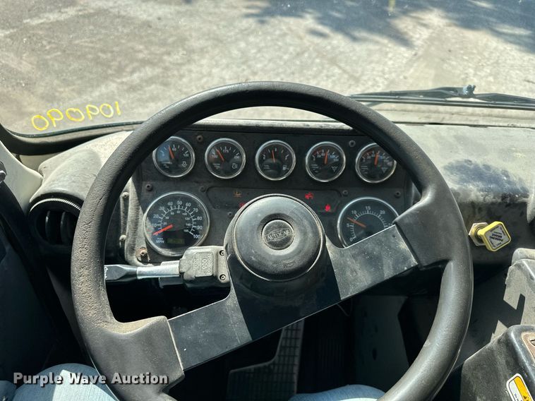 image for item EJ7263 2006 Autocar  WX roll-off container truck