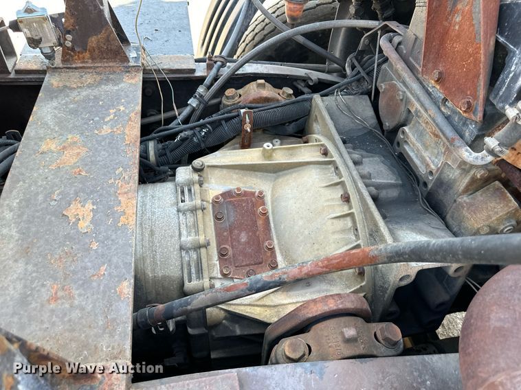 image for item EJ7263 2006 Autocar  WX roll-off container truck