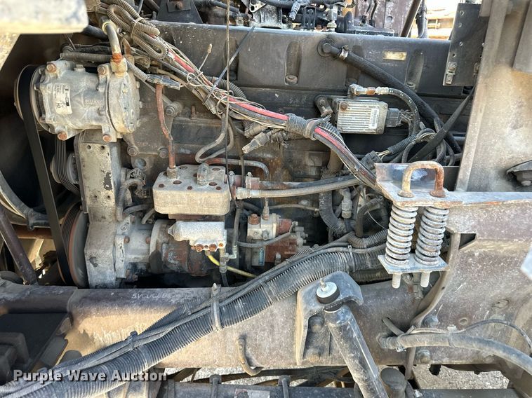 image for item EJ7263 2006 Autocar  WX roll-off container truck