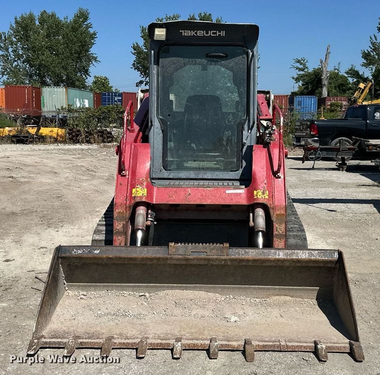 image for item EJ7264 2015 Takeuchi TL12 tracked skid steer loader