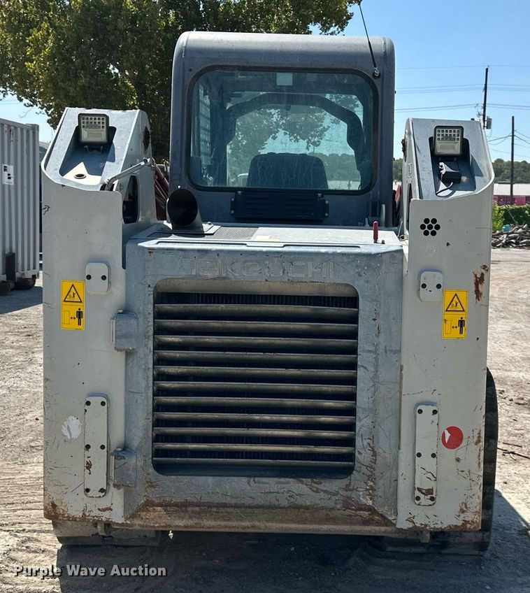 image for item EJ7264 2015 Takeuchi TL12 tracked skid steer loader