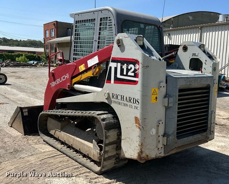 image for item EJ7264 2015 Takeuchi TL12 tracked skid steer loader
