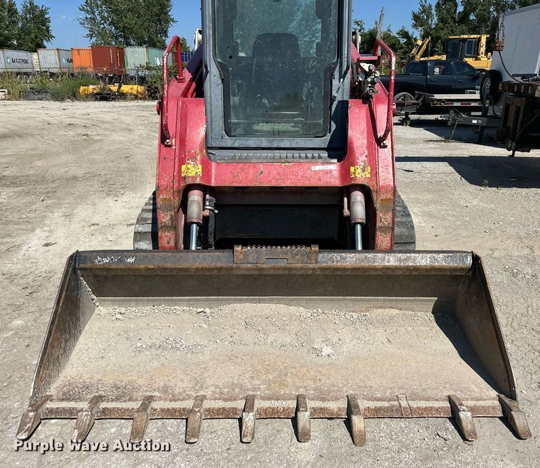 image for item EJ7264 2015 Takeuchi TL12 tracked skid steer loader
