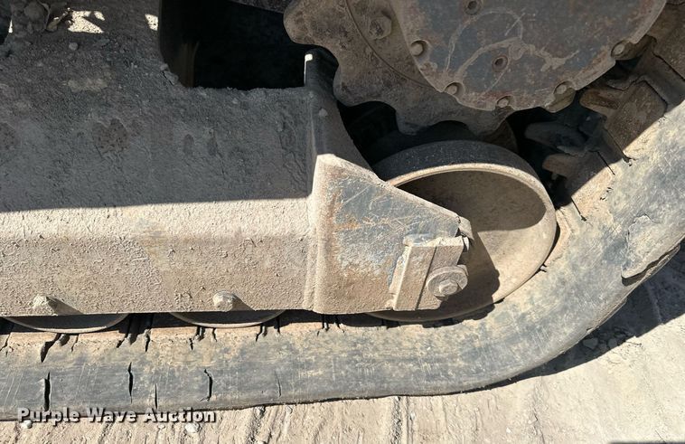 image for item EJ7264 2015 Takeuchi TL12 tracked skid steer loader