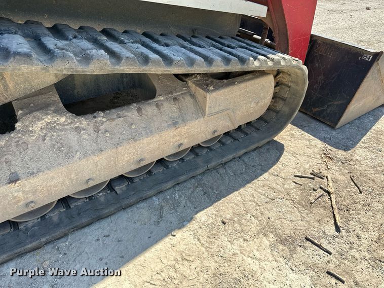 image for item EJ7264 2015 Takeuchi TL12 tracked skid steer loader