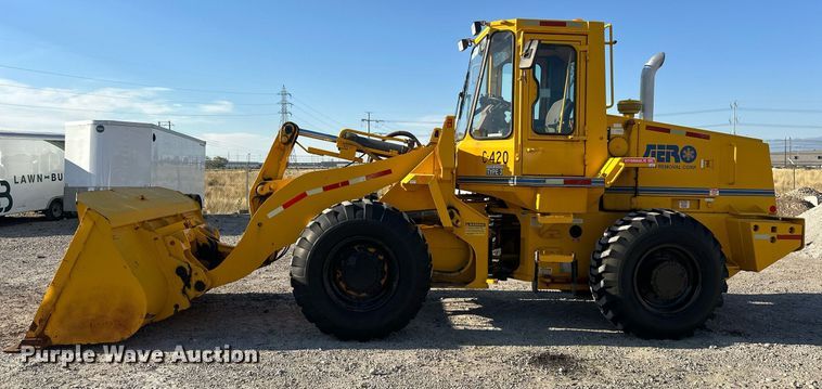 image for item EJ8975 1996 Case 621B wheel loader