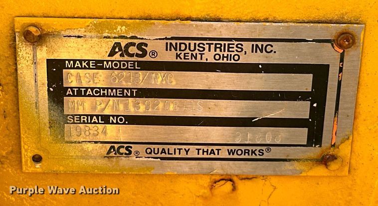 image for item EJ8975 1996 Case 621B wheel loader