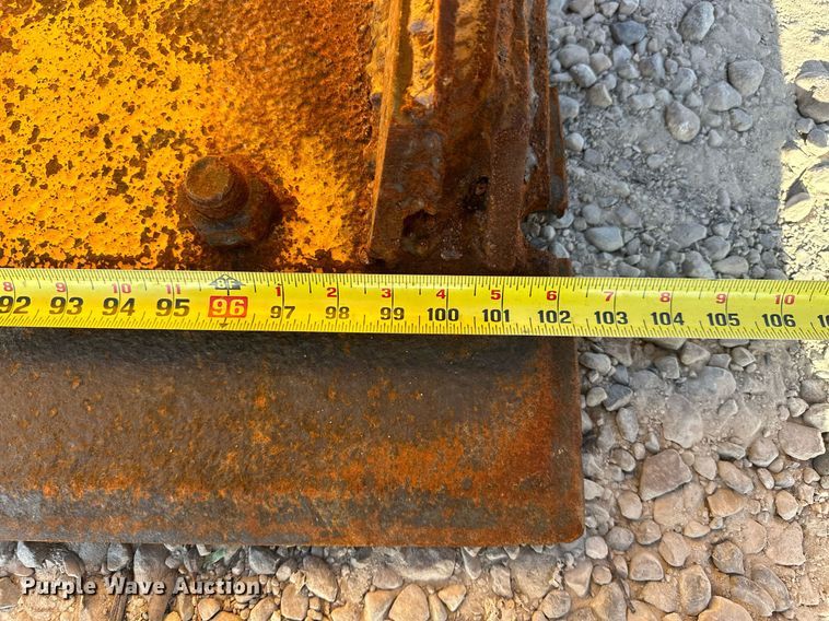 image for item EJ8975 1996 Case 621B wheel loader