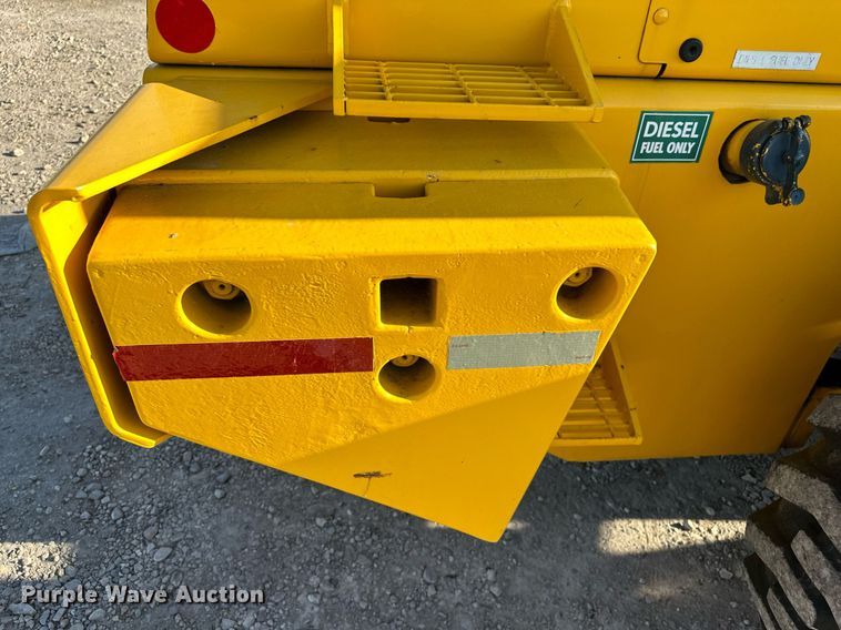 image for item EJ8975 1996 Case 621B wheel loader