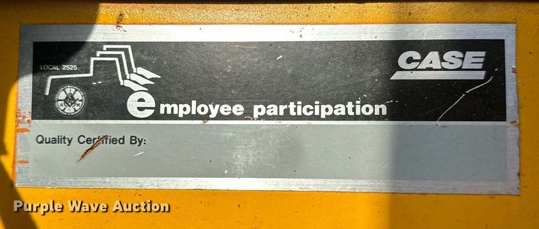 image for item EJ8975 1996 Case 621B wheel loader