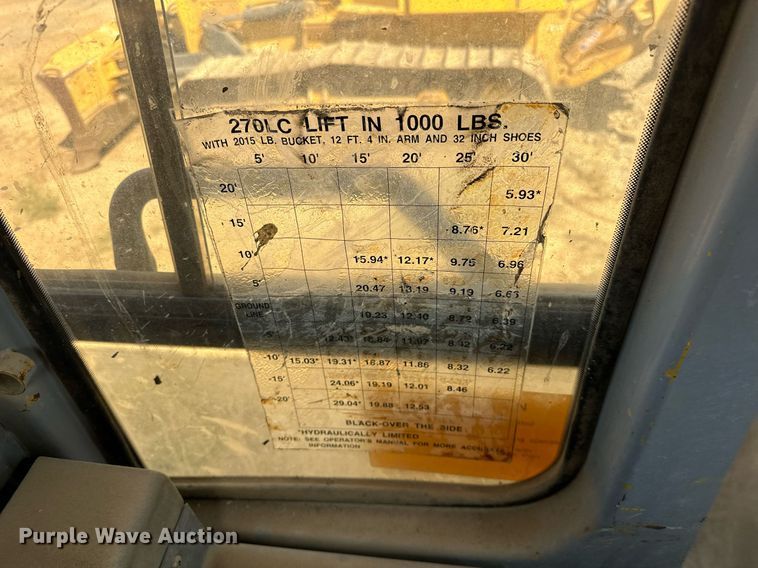 image for item EK0009 2001 John Deere 270LC excavator