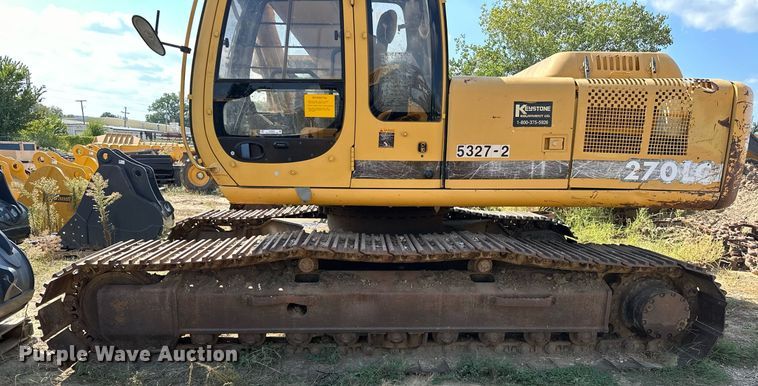 image for item EK0009 2001 John Deere 270LC excavator