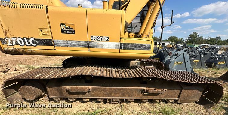 image for item EK0009 2001 John Deere 270LC excavator