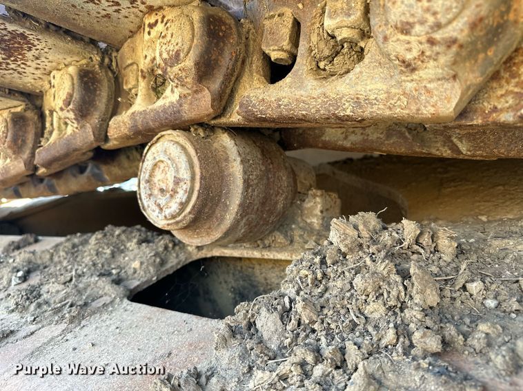 image for item EK0009 2001 John Deere 270LC excavator