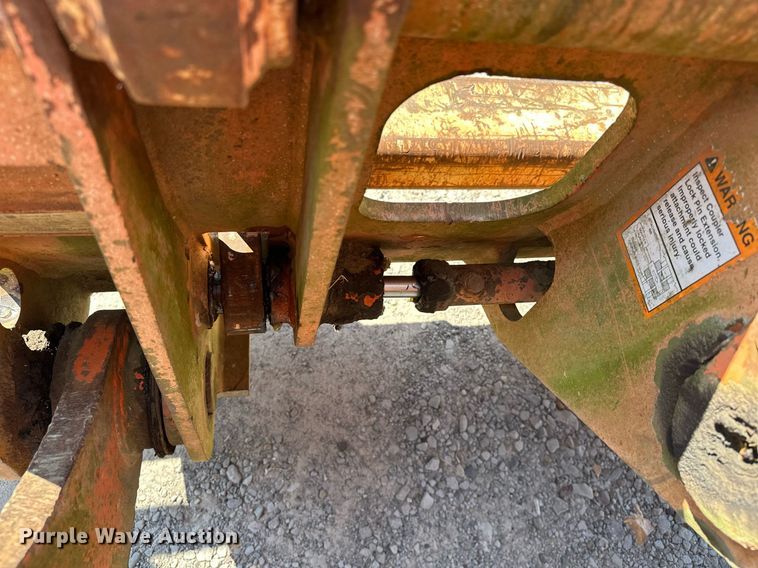 image for item EK0010 2003 Daewoo  Mega 200-III wheel loader